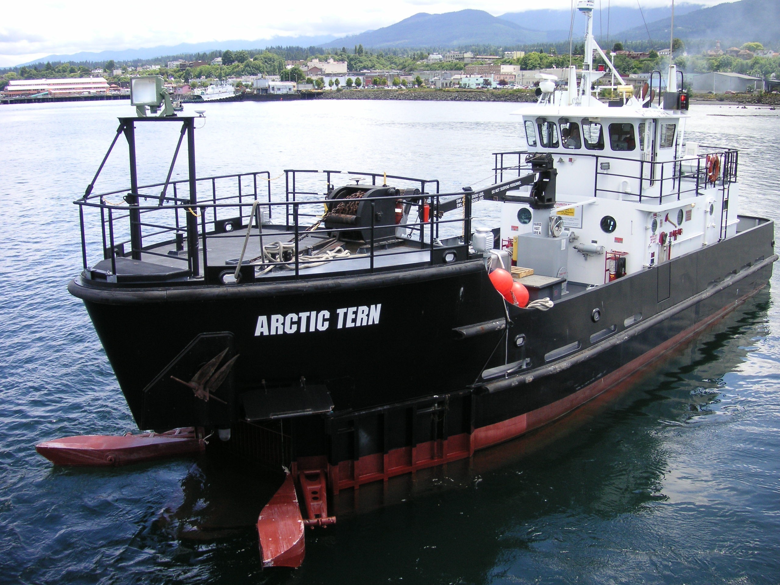 Medium Skimming Vessel